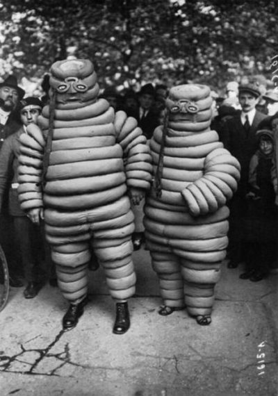 creepy_halloween_costumes_1900s_8